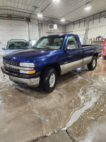 1999 Chevrolet Silverado 1500 for sale at WESTSIDE GARAGE LLC in Keokuk IA