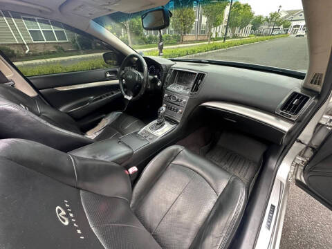 2011 Infiniti G37 Sedan x