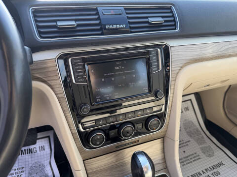 2018 Volkswagen Passat 2.0T SE