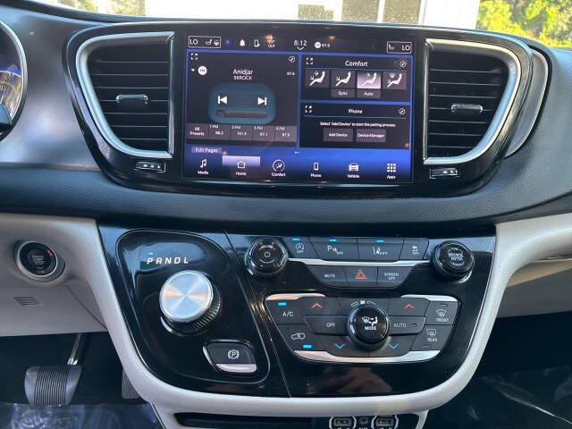 2023 Chrysler Pacifica Touring L