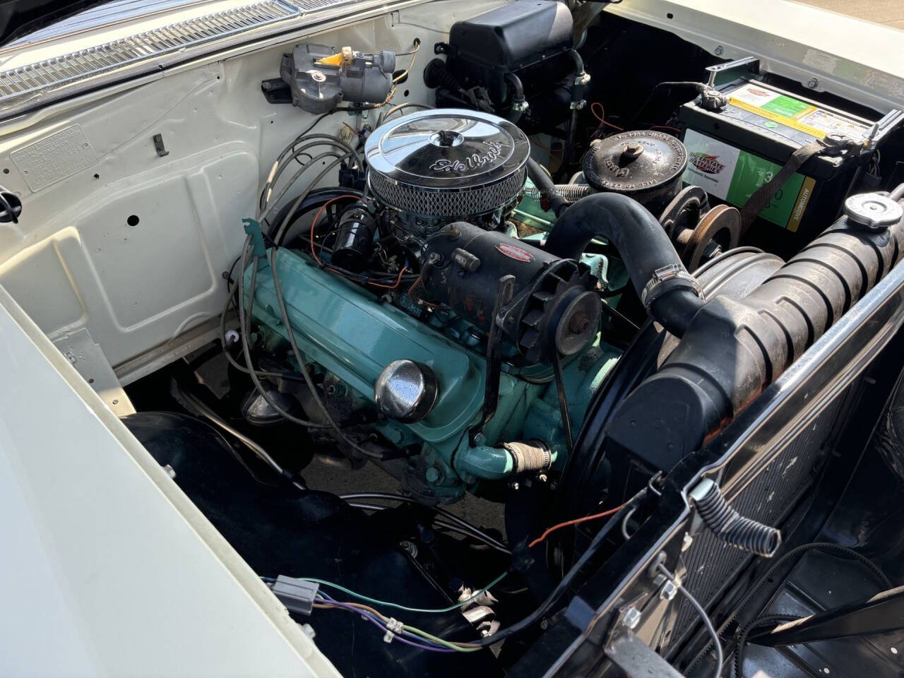 1957 Pontiac Bonneville 31