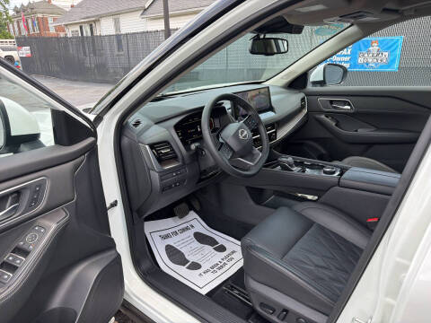 2025 Nissan Rogue Platinum