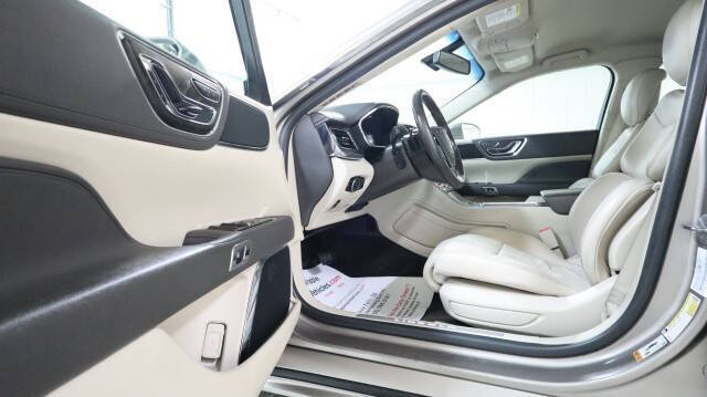 2018 Lincoln Continental Select