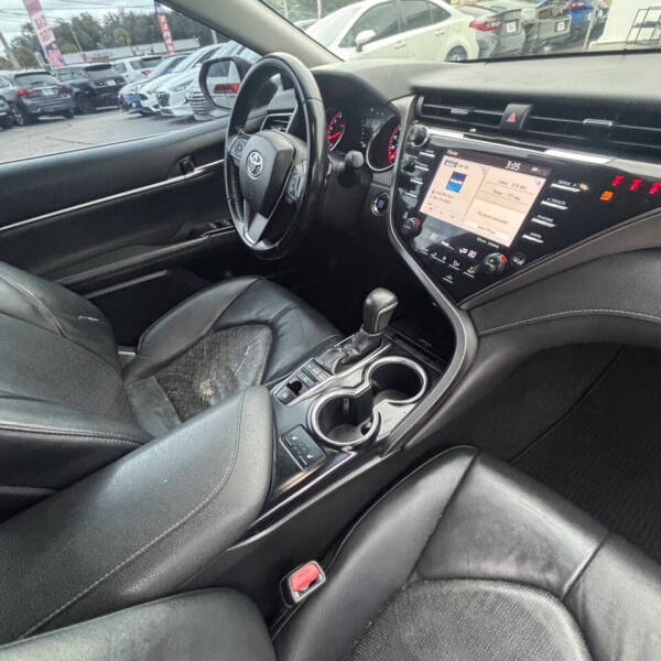 2019 Toyota Camry XSE