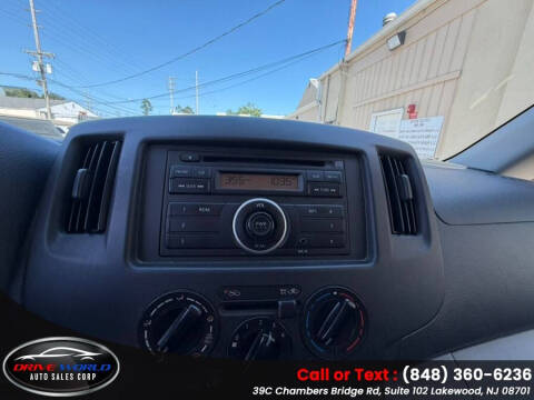 2015 Nissan NV200