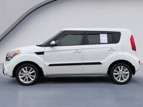 2012 Kia Soul +