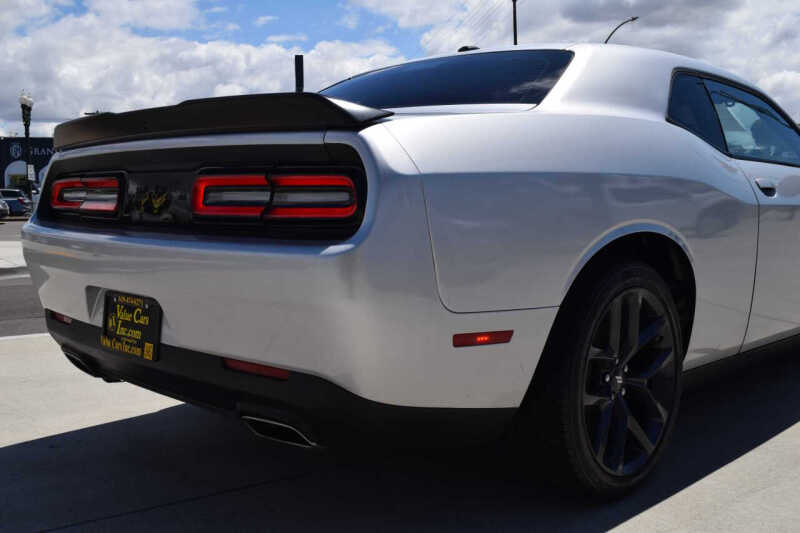 2023 Dodge Challenger SXT