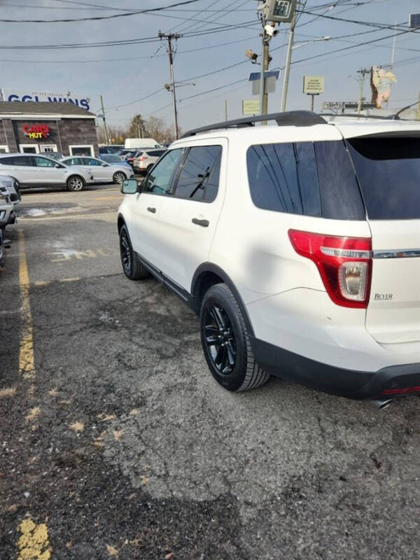 2015 Ford Explorer