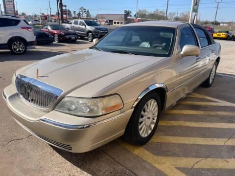 2005 Lincoln Town Car for sale at Texans Auto Group in Spring TX