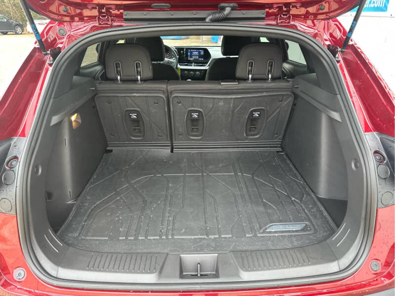 2025 Chevrolet Trax RS