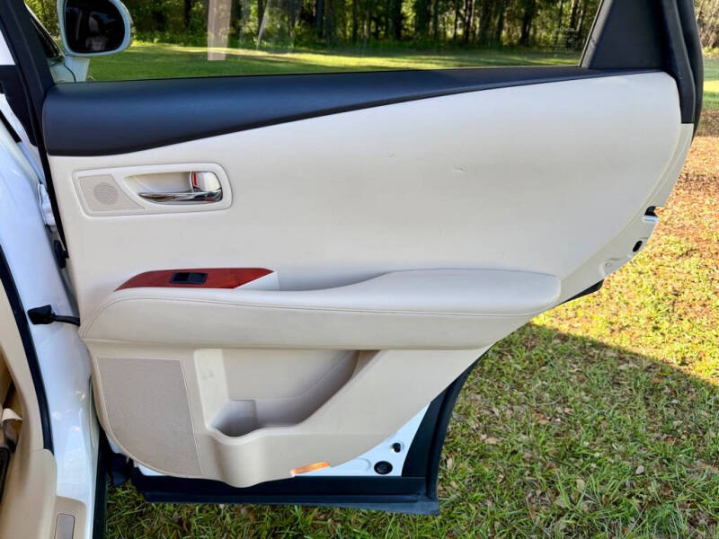 2011 Lexus RX 450h - Photo 24