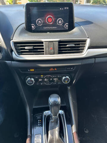 2018 Mazda MAZDA3 Touring