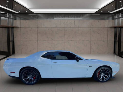 2016 Dodge Challenger SRT 392