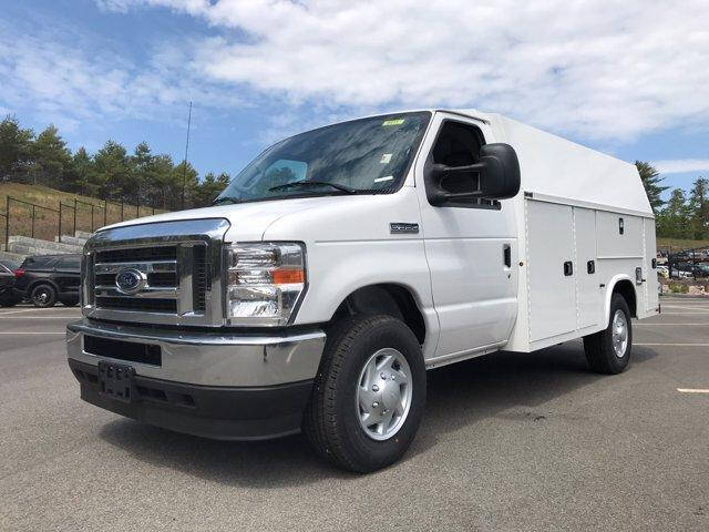 2022 Ford E-Series Chassis