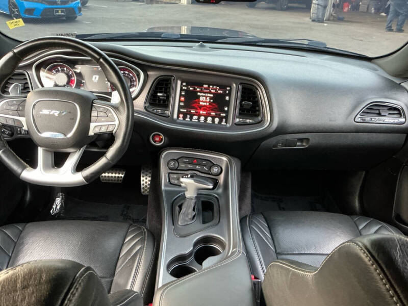 2016 Dodge Challenger SRT 392