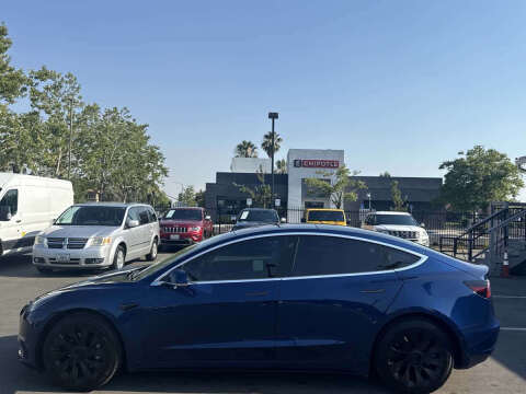 2019 Tesla Model 3 Mid Range