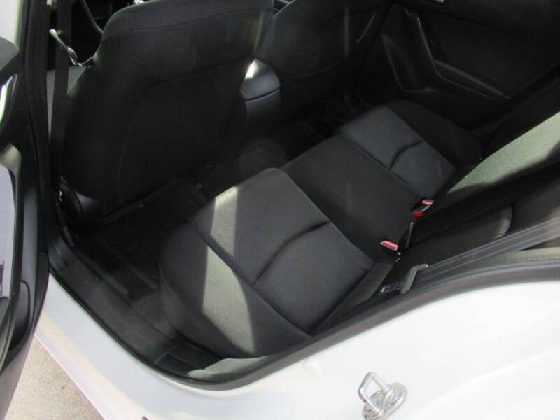 2017 Mazda MAZDA3 Sport