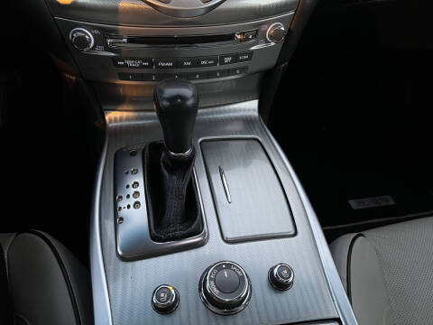 2017 Infiniti Q70L 3.7