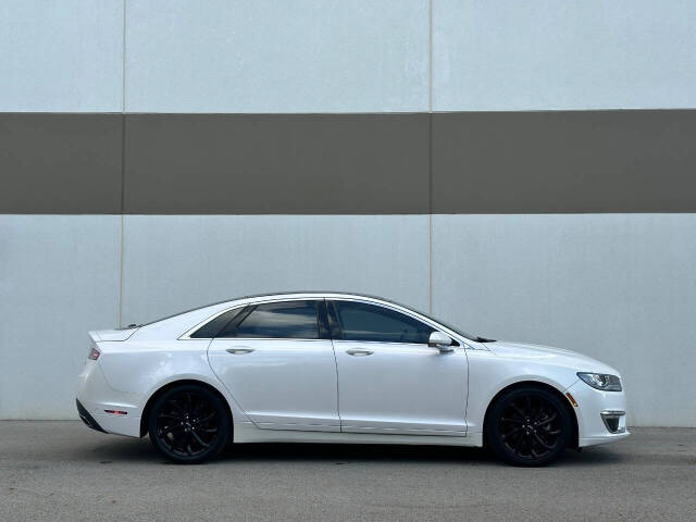 2020 Lincoln MKZ for sale at Phoenix Motor Co in Romulus, MI