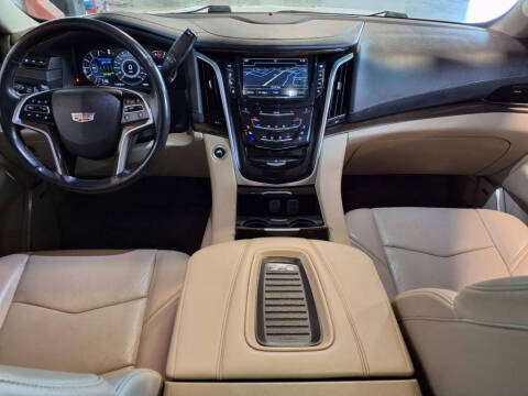 2019 Cadillac Escalade ESV Premium Luxury