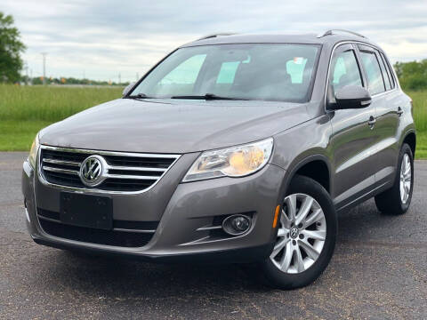 2009 Volkswagen Tiguan for sale at Five Star Auto Group in North Canton OH