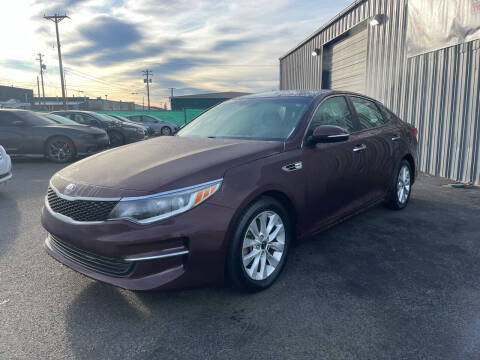 2017 Kia Optima for sale at ALHAMADANI AUTO SALES in Tacoma WA