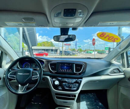 2018 Chrysler Pacifica Touring L