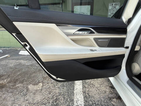 2016 BMW 7 Series 740i