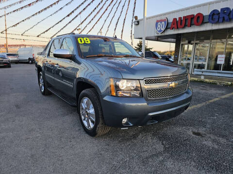 2009 Chevrolet Avalanche for sale at I-80 Auto Sales in Hazel Crest IL