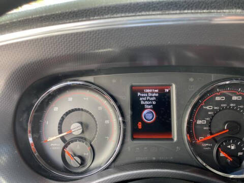 2013 Dodge Charger SE