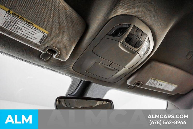 2024 Chrysler Pacifica Plug-In Hybrid Select