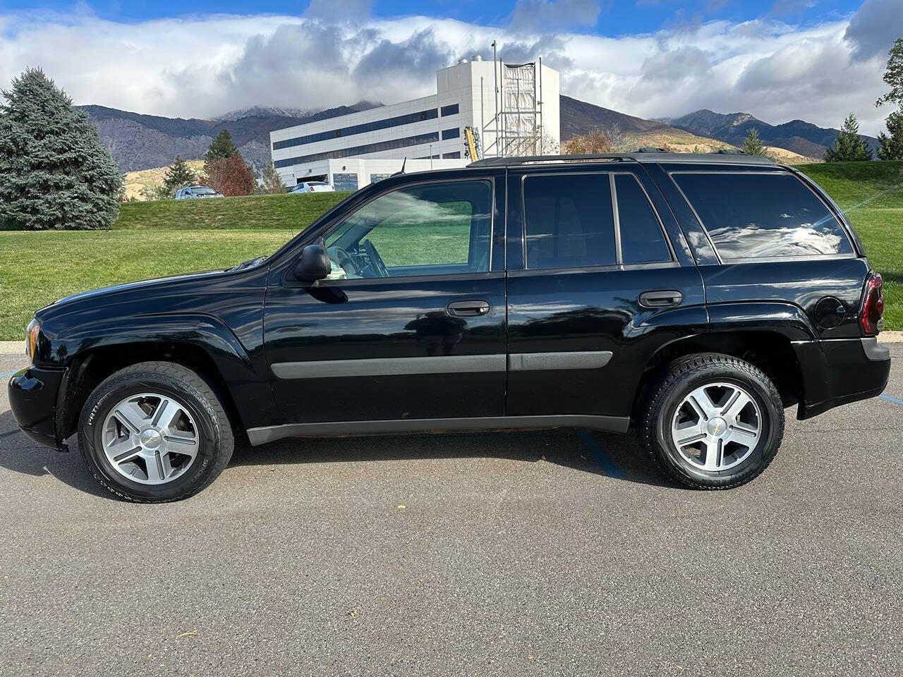 2005 Chevrolet TrailBlazer for sale at DRIVE N BUY AUTO SALES in OGDEN, UT