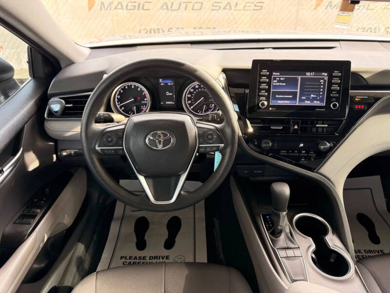 2023 Toyota Camry LE