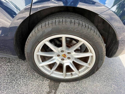 2017 Porsche Macan