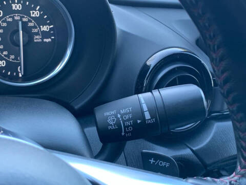 2019 Mazda MX-5 Miata Sport