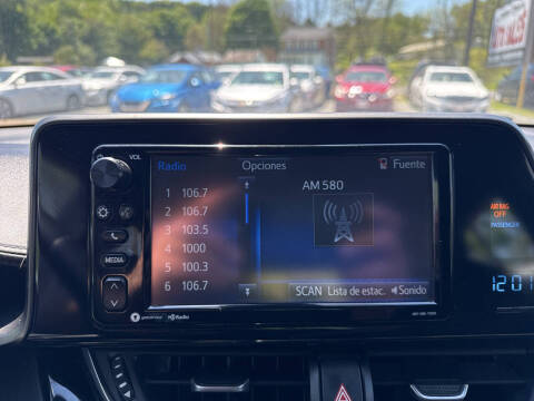 2018 Toyota C-HR XLE Premium