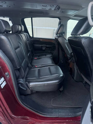 2011 Nissan Armada