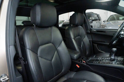 2017 Porsche Macan
