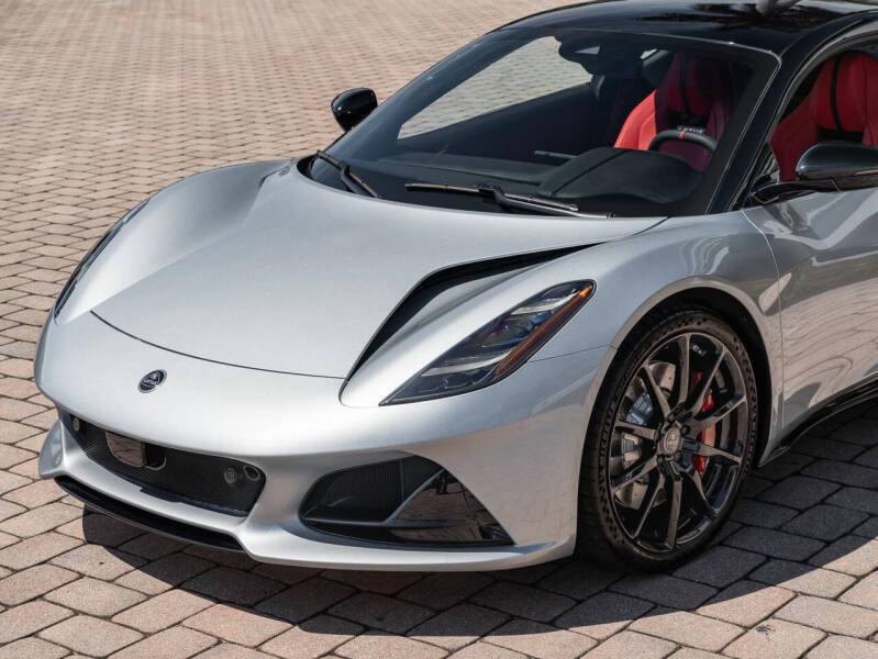 2026 Lotus Emira Turbo SE