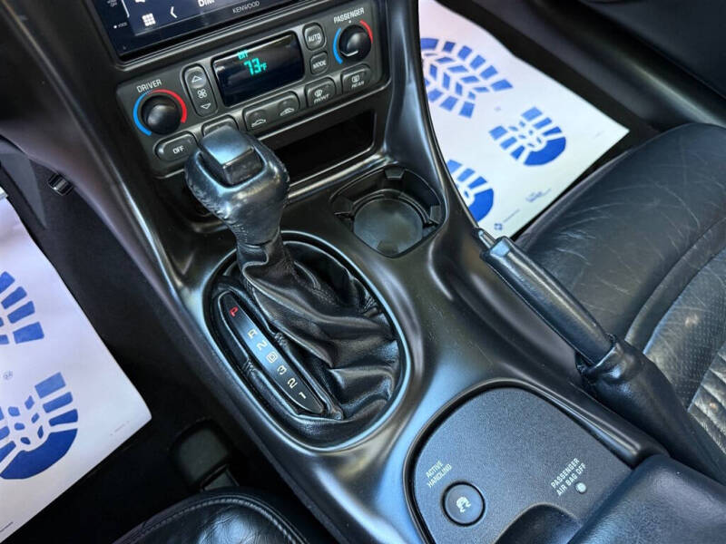 2004 Chevrolet Corvette