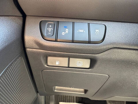 2022 Hyundai Ioniq Hybrid SE