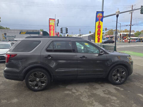 2018 Ford Explorer Sport