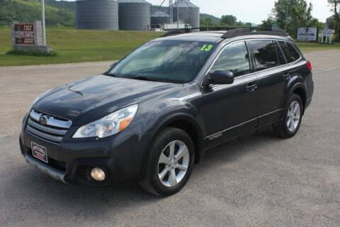 2013 Subaru Outback for sale at Apple Auto in La Crescent MN