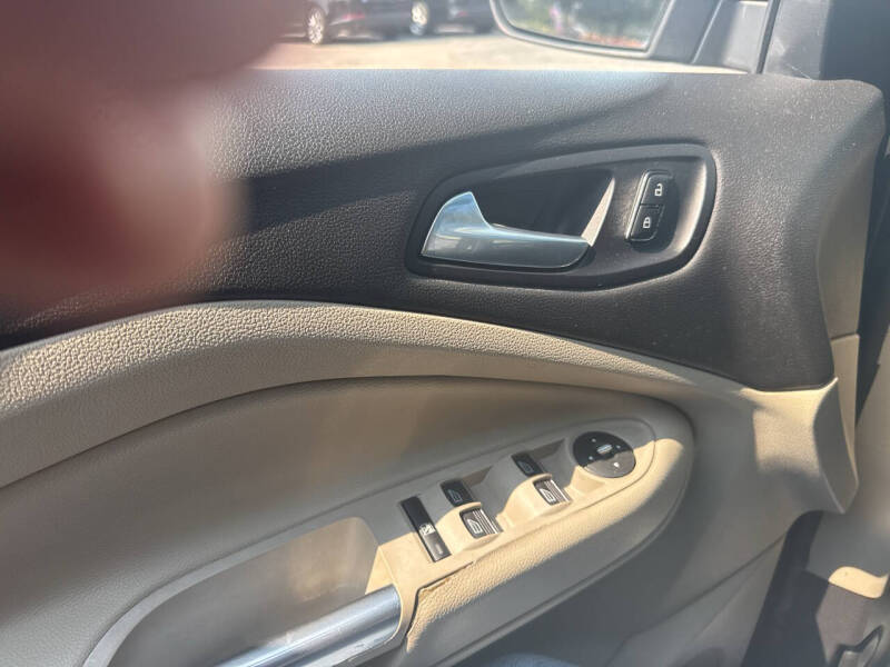 2013 Ford C-MAX Hybrid SEL