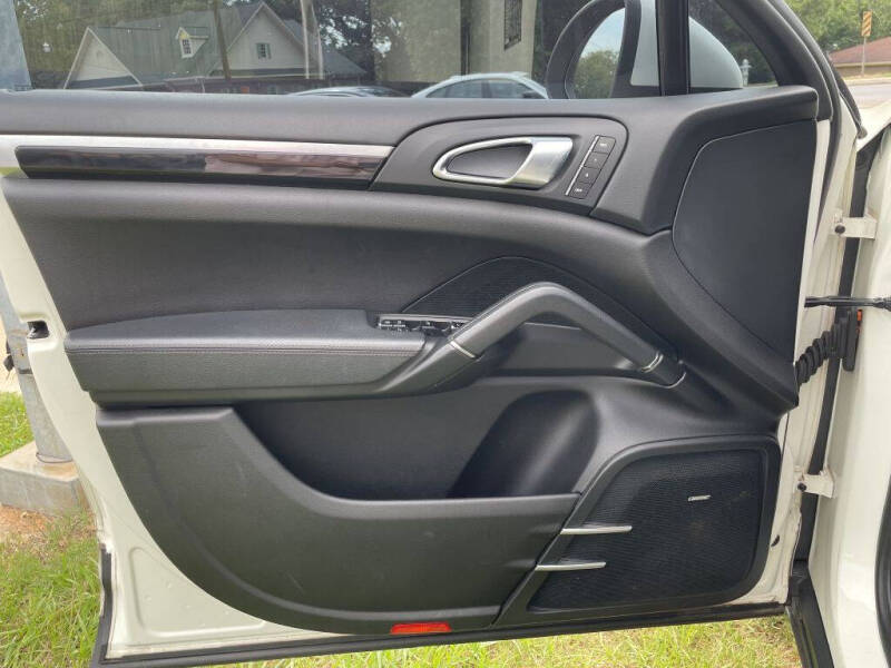 2011 Porsche Cayenne Tiptronic