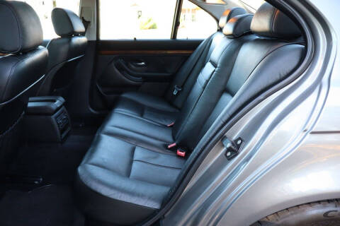 2002 BMW 5 Series 540i