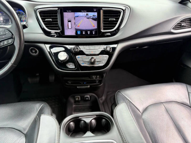 2019 Chrysler Pacifica Touring L Plus