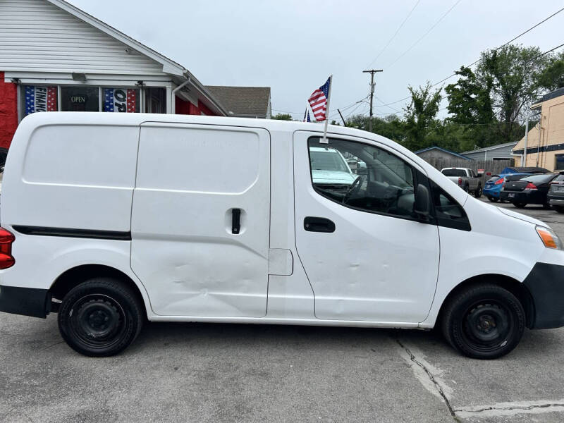 2016 Nissan NV200 SV