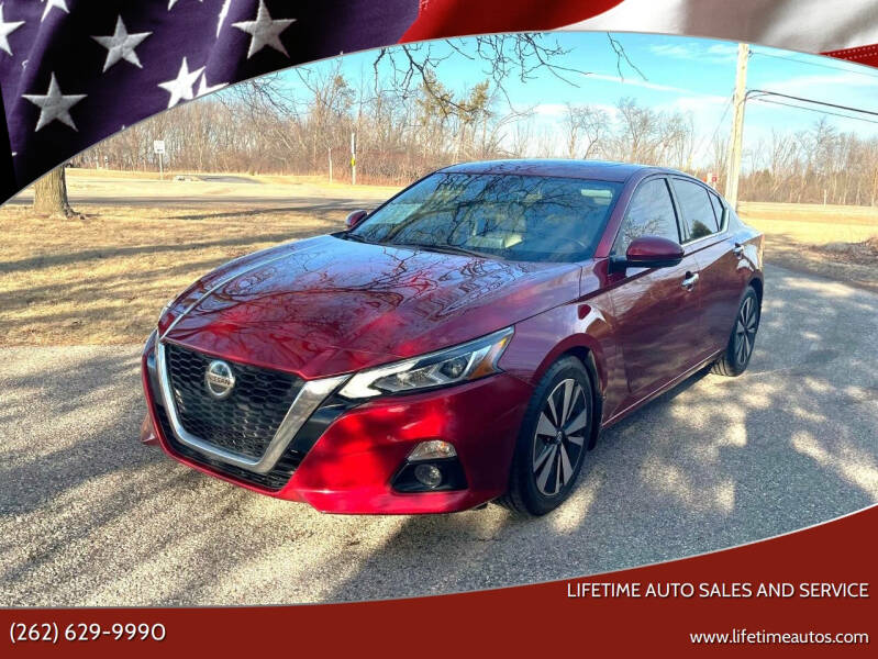 2019 Nissan Altima for sale at Lifetime Auto Sales and Service in West Bend WI