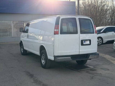 2017 GMC Savana 2500